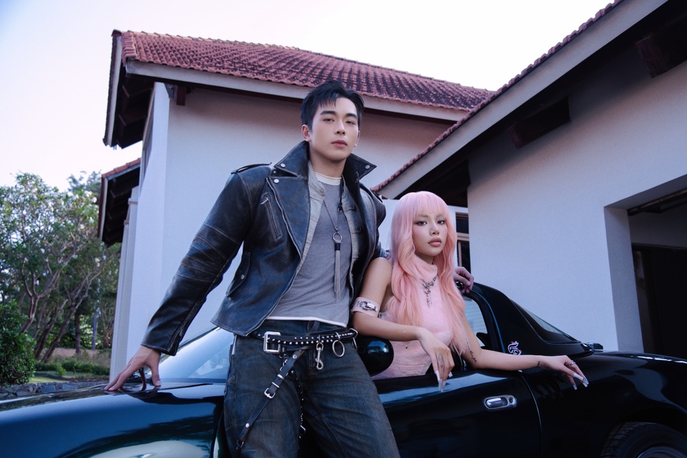 B25CF90F-6C23-4F6A-A570-39B98BDCD573